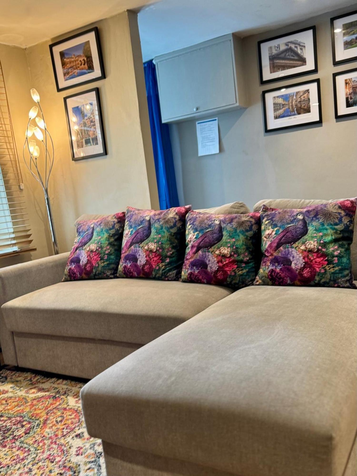 Beautiful Townhouse Next To Royal Victoria Park And Botanical Gardens Within Easy Walking Distance To Bath City Centre Buitenkant foto