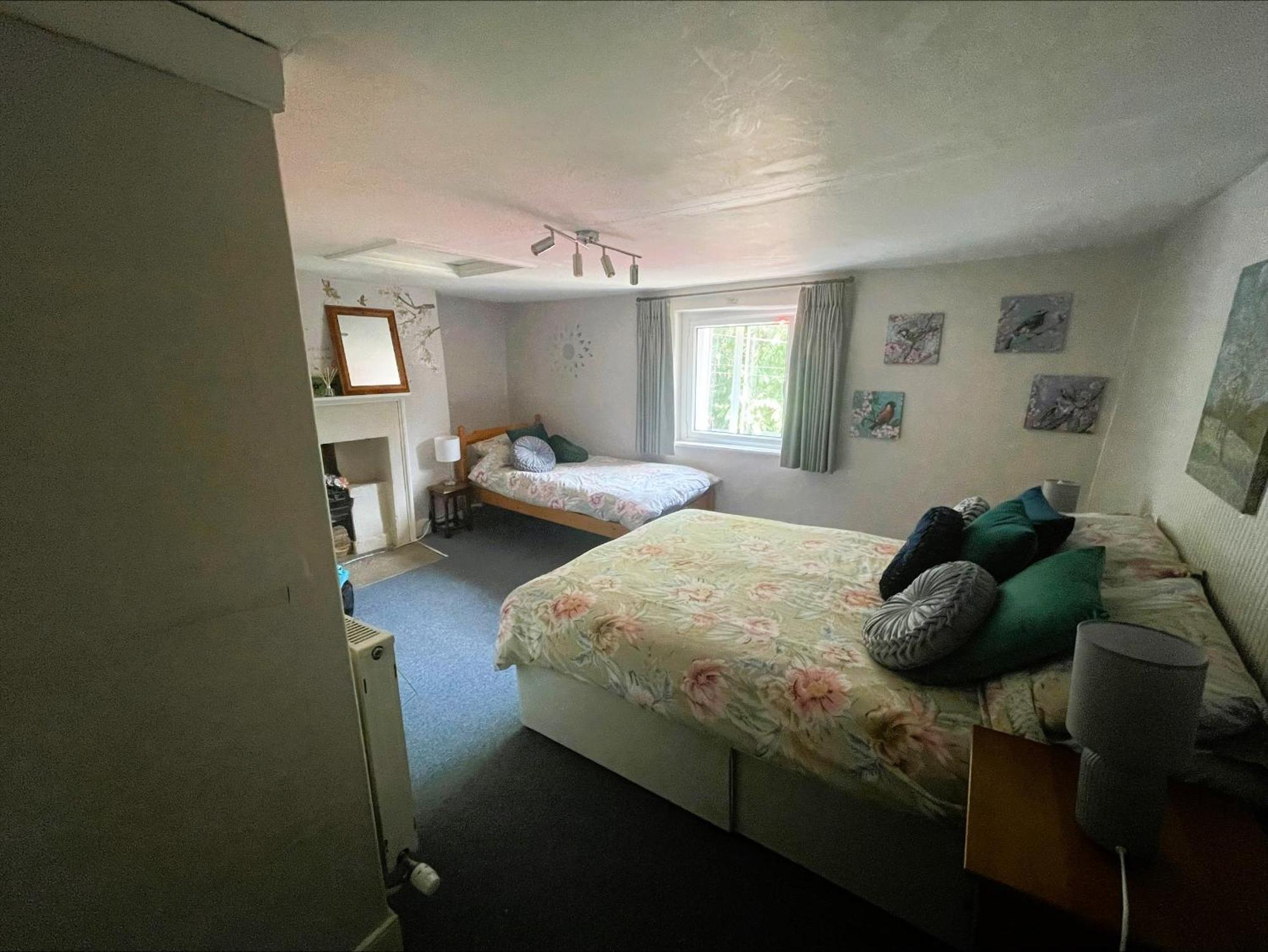 Beautiful Townhouse Next To Royal Victoria Park And Botanical Gardens Within Easy Walking Distance To Bath City Centre Buitenkant foto
